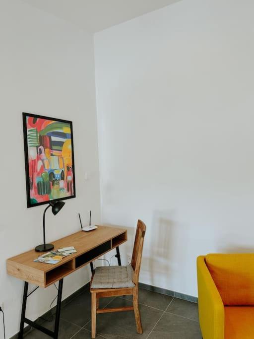 Apartment 100 Qm Im Weindorf - Balkon/Garage Aspisheim 外观 照片