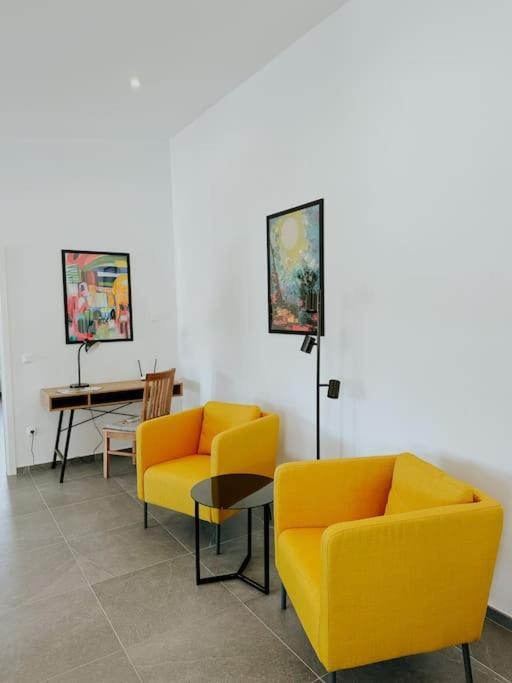 Apartment 100 Qm Im Weindorf - Balkon/Garage Aspisheim 外观 照片